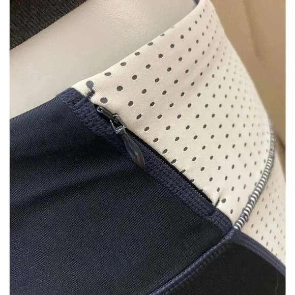 Athleta Elation Crop 7/8 Tight Leggings  Yoga White
Navy Blue Size XS - Picture 10 of 14